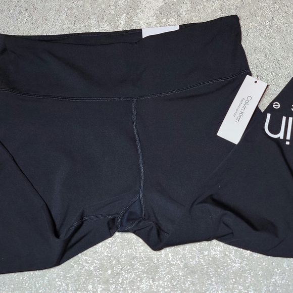 NWT Calvin Klein Women's Performance Black Large Exercise Pants - Picture 9 of 14